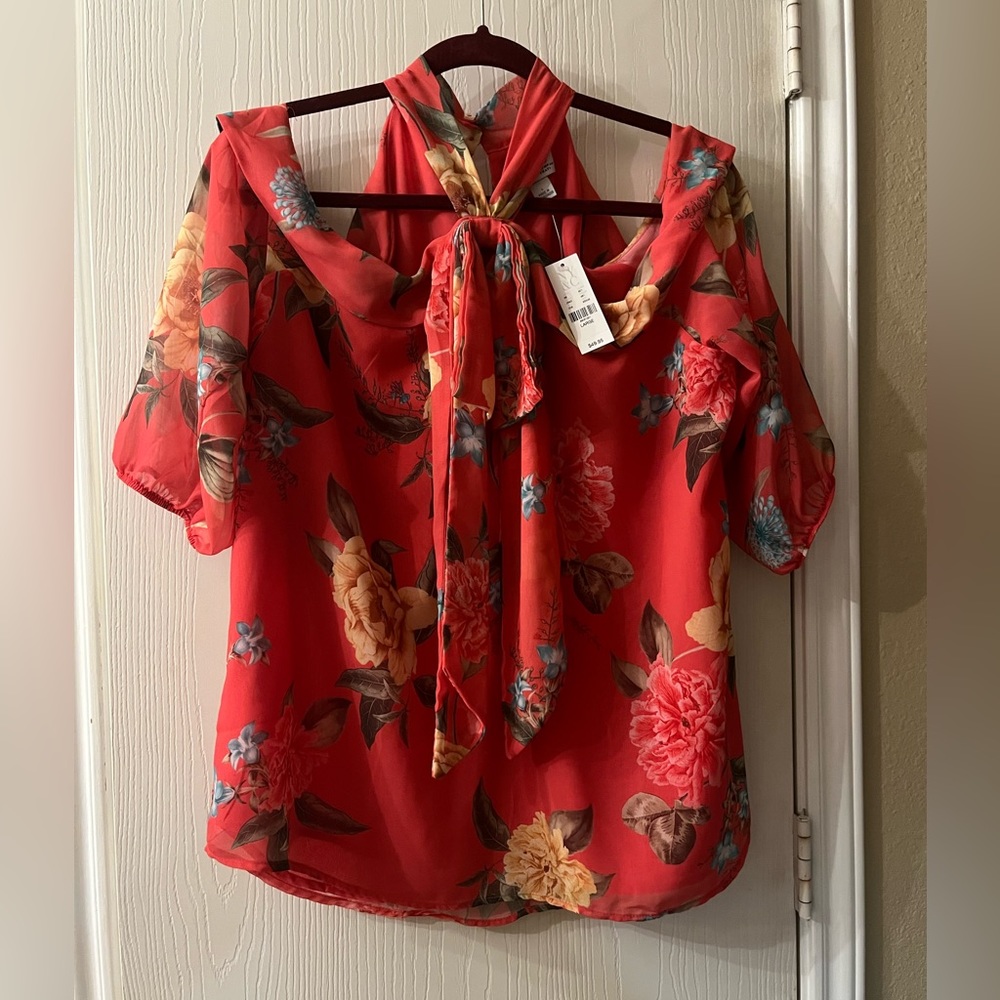 🛍️ NWT New York & Company/Sweet Pea Large Pink-Coral/Floral Cold Shoulde…